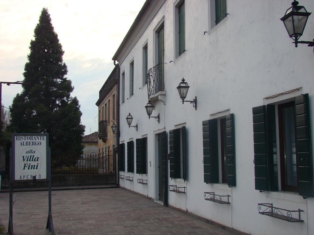 Hotel Alla Villa Fini Доло Экстерьер фото