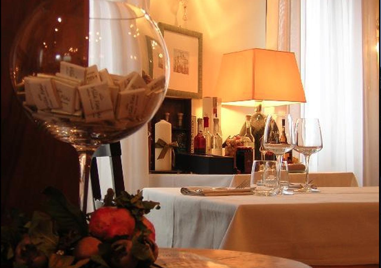 Hotel Alla Villa Fini Доло Экстерьер фото