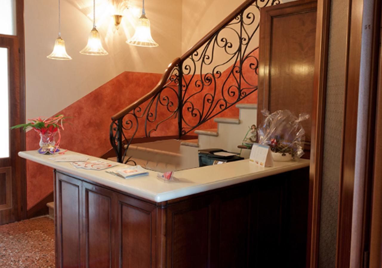 Hotel Alla Villa Fini Доло Экстерьер фото